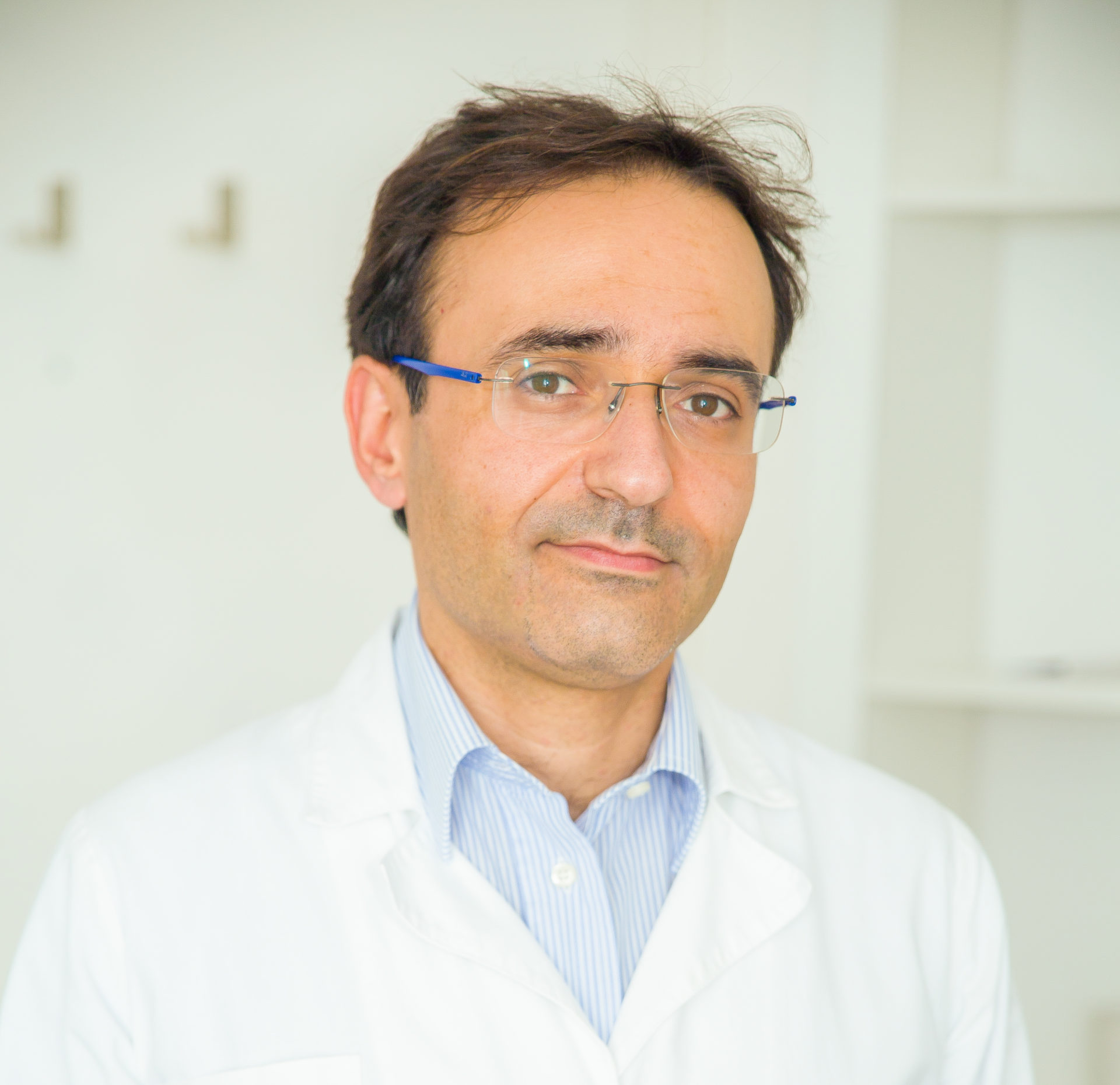 Il Dottor Claudio Cassieri è il medico Specialista dello Studio Vircos di Roma San Giovanni che si occupa del Test Helicobacter Pylori
