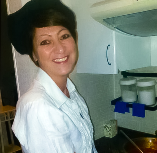 Cinzia Bragaglia è la Chef che tiene il corso "mangiare sano ricette veloci" a Roma promosso dal Poliambulatorio Vircos di San Giovanni.