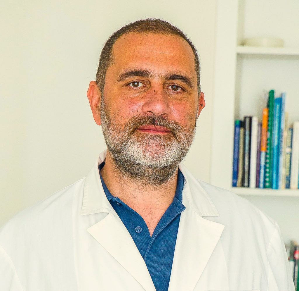 L'operatore craniosacrale certificato che effettua i trattamenti per il nostro studio di Roma San Giovanni è il Dottor Roberto Monaco