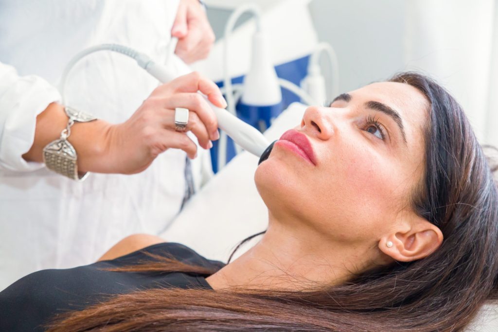 Trattamento Radiofrequenza Roma San Giovanni presso Studio Vircos con la Dott.ssa Valentina Mamdouh, Medico Chirurgo esperto in Medicina Estetica.