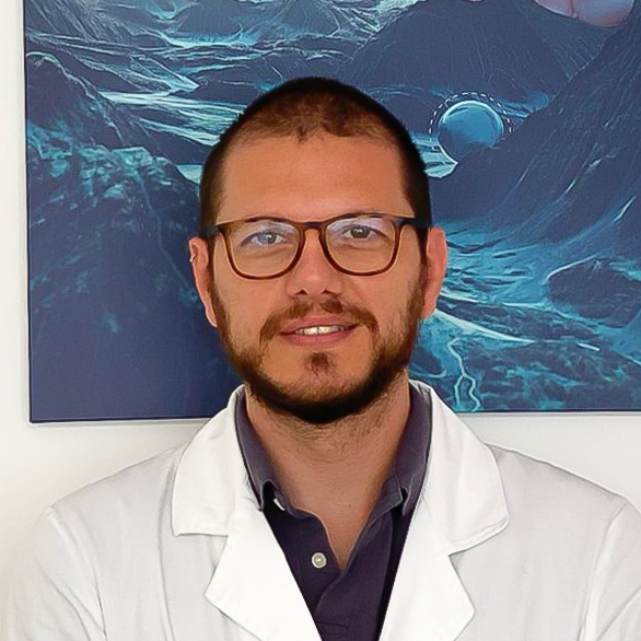 Il Dottor Di Fusco è lo specialista della Visita Osteopatica presso Studio Vircos a Roma San Giovanni
