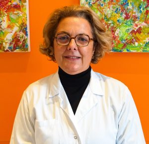 La Dottoressa D'Aviera specialista Immunologia e Allergologia Roma presso Studio Vircos zona San Giovanni