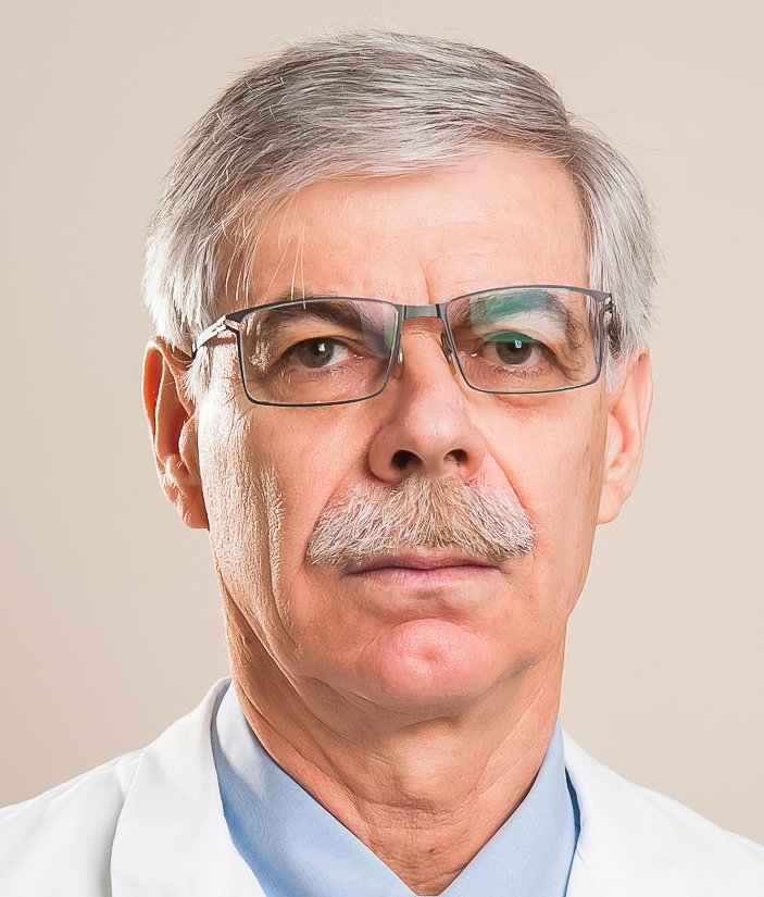 Il Dottor Penteriani è un membro del team di Medici Specialisti che presso il nostro Poliambulatorio di Roma a San Giovanni si occupano di Ecografia Ginecologica.
