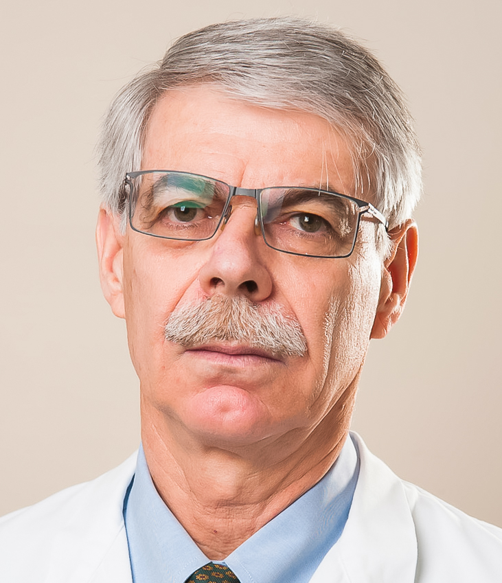 Il Dottor Penteriani è Ginecologo a Roma: effettua diagnostica senologica e ginecologica presso Poliambulatorio Studio Vircos