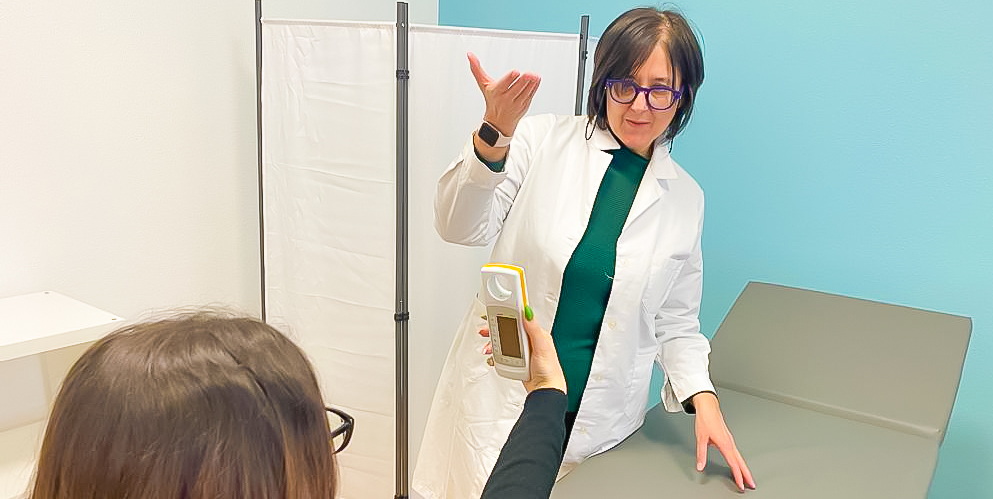 La Dott.ssa Musella esegue la spirometria semplice e la spirometria globale Roma S. Giovanni