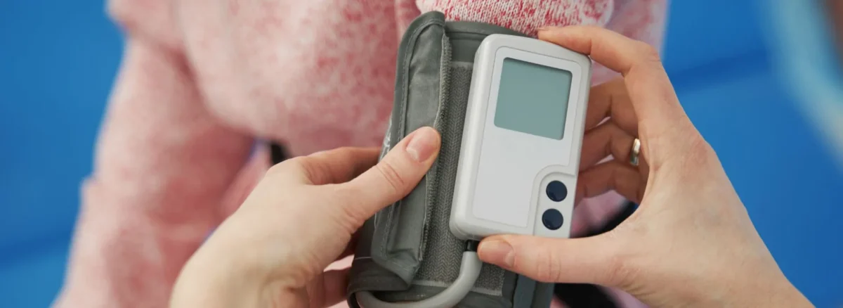 Holter pressorio 24 ore a Roma San Giovanni allo Studio Vircos, referto prodotto in sede