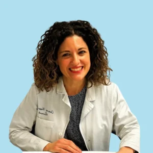 La Dottoressa Alessandra Marzullo è il medico che si occupa di biostimolazione e biorivitalizzazione del viso a Roma nello Studio Vircos.