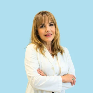 La Dottoressa Vanessa Sperti esegue peeling viso a Roma San Giovanni presso lo Studio Vircos per macchie cutanee e cicatrici da acne.