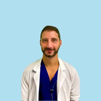 Dott. Simone Maria Tierno, medico chirurgo che effettua visite chirurgiche presso Studio Vircos